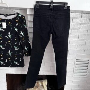 Frame Denim Black Distressed le skinny de jeannes Size 26. EUC